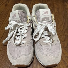ニューバランス　スニーカー　の画像