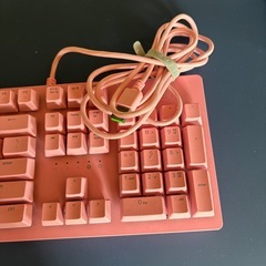 Razer Huntsman ピンク ゲーミングキーボード オプトメカニカルの画像