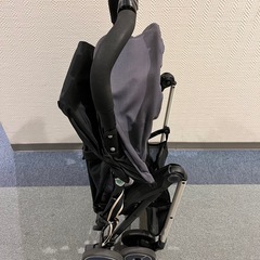 F2 薄型ベビーカー　Ｂ型　ネイビーの画像