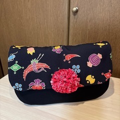 着物地クラッチバッグの画像