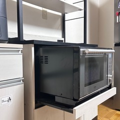 ホワイト木製キッチンカウンターの画像