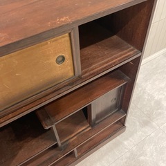 レトロ 棚の画像