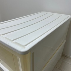 衣装ケース２個の画像