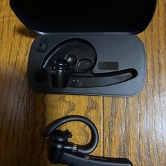 ブルートュースイヤホンの画像