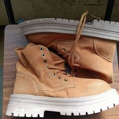 新品 23.5cm レディース ブーツ ブラウン 厚底 シューズ サイドゴア 識別番号:【B153-S】の画像