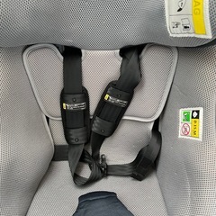 combi TheS チャイルドシートの画像