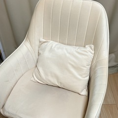 パソコンチェアー、椅子の画像