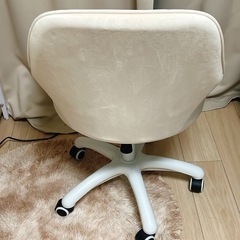 パソコンチェアー、椅子の画像