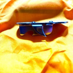  ★【1964年の東京オリンピックと1968年のメキシコオリンピックの記念硬貨を模した、双眼鏡型の 栓抜き】★1960年代のレアな品★ の画像