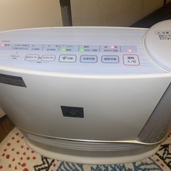シャープ加湿セラミックファンヒーター　HXーB120A
の画像