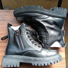 新品 22cm レディース ブーツ ブラック 厚底 シューズ サイドゴア 識別番号:【B156-S】の画像