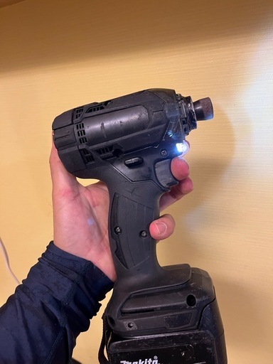 マキタインパクトドライバー6アンペアフルセット