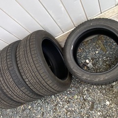 値下げ❗️ブリヂストンスタッドレス235/50R18 VRX2 の画像