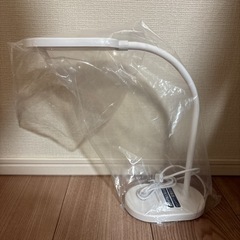 新品未使用 USB式LEDデスクライト／昼白色で作業がはかどるの画像