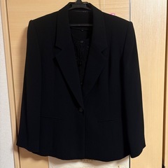 冠婚葬祭　スーツ2点セット 13号の画像