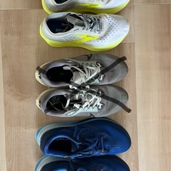 ランニングシューズの画像