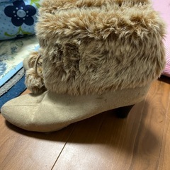 ボア付きブーツ(スエード 4L)500円の画像