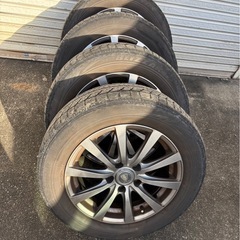 タイヤホイール16インチの画像