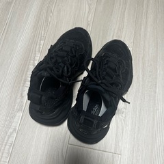 adidas アディダス スニーカー OZTHEMIS ブラック 22.5㎝の画像