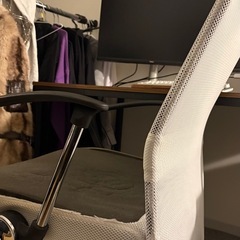 オフィスチェアの画像