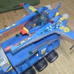 レゴブロック　エイリアンコンクエスト　移動基地　組み立て済み完成品の画像