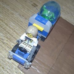 レゴブロック　エイリアンコンクエスト　移動基地　組み立て済み完成品の画像