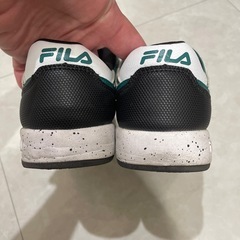 スニーカー　19センチの画像