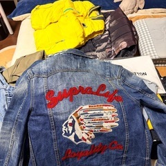 引き取り可能な方限定 でお願いします。服装の画像