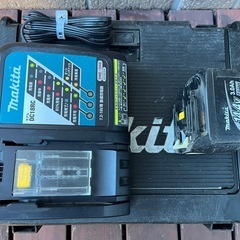 Makita マキタ　DC18RC 充電器 14.4V 3.0Ah バッテリー 2点セットの画像