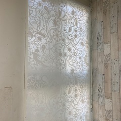 ❤️最終断捨離早い者勝ち　２つセット❤️IKEAイケア　めちゃ可愛い北欧柄　ロールスクリーン　ロールカーテン　訳あり現状の画像