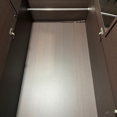衣装タンスの画像
