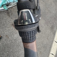 折りたたみ　電動自転車の画像