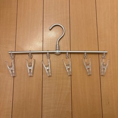 無印良品　アルミ直線ハンガー　6ピンチの画像