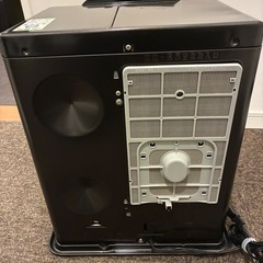 トヨトミ
石油ファンヒーター の画像