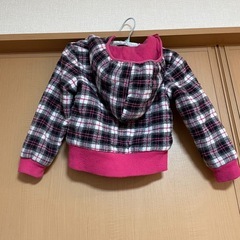女児　120 厚手パーカーの画像