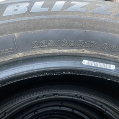 BS VRX3 225/60R17 4本 あまり乗らない方に アルファードなどにの画像