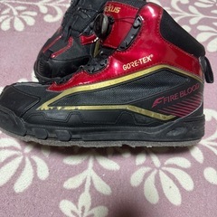 ファイアブラッド　磯靴　27.027.0の画像