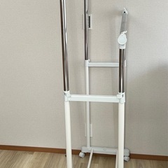 ◎美品◎ ニトリ　たてよこ伸縮可能 ハンガーラック ホワイトの画像