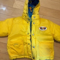 ディズニー柄ダウンの画像