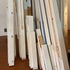 DIY用にどうですか？2×4木材・中古・木材・廃材もらいませんか？￥０♪の画像