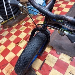 マングース　　ワイドタイヤ
の画像