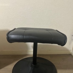 オットマン 椅子 黒 レザー調 スツール 足置き サロン フットケア の画像
