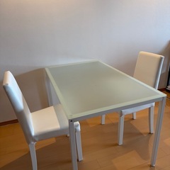 ダイニングテーブルセットの画像