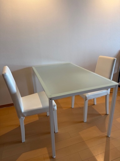 ダイニングテーブルセット (M) 六本木の家具の中古あげます・譲ります