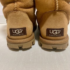 UGG AUSTRALIA ムートンブーツ 24cm 天然皮革 シープスキンの画像