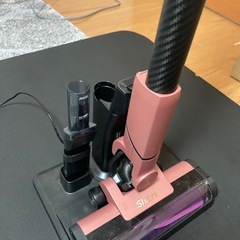 シャーク製スティッククリーナーの画像