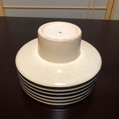 生花用の花器　ベージュ色（12/3に処分します）の画像