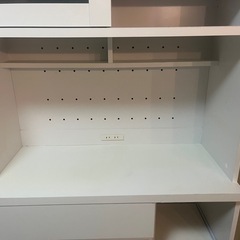 食器棚の画像