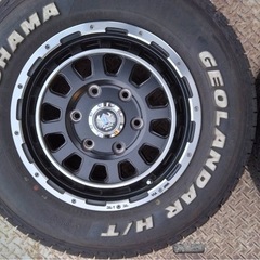 E26  キャラバン　15インチタイヤホイールセット　の画像