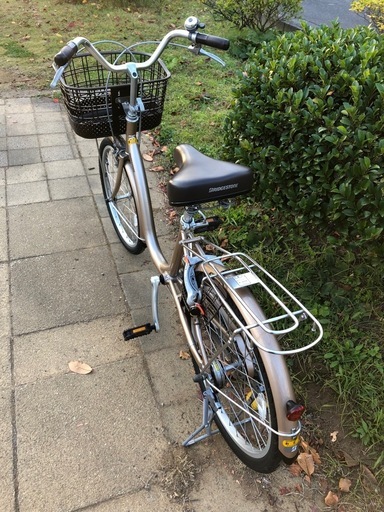 完整備済み&無料配送！ブリヂストン　アルミ―ユミニ　ほぼ新車　格安　早い者勝ち！ᕦ(ò_óˇ)ᕤその他格安出品中！